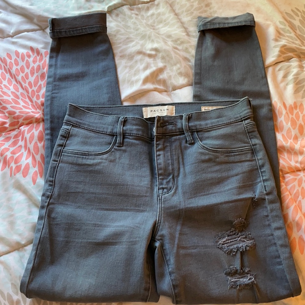 Never worn Pacsun high waisted gray skinny jeans